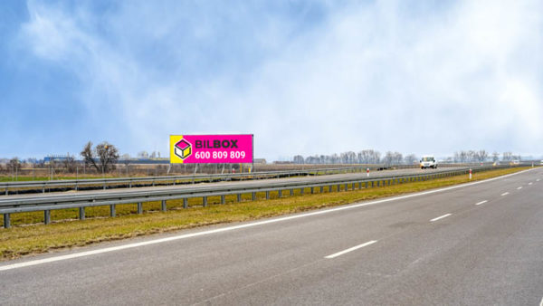 Billboard przy drodze ekspresowej S5 w Kokorzynie, kier. Poznań